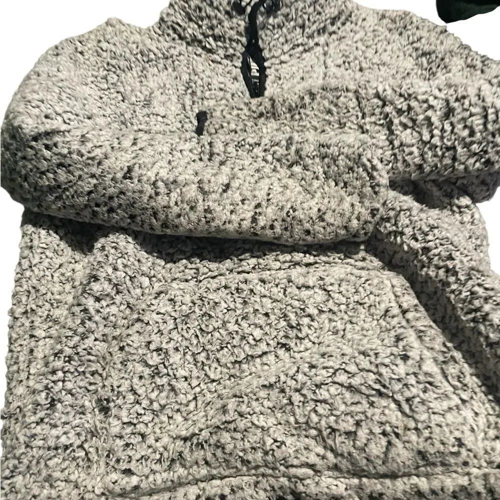 Pink size medium ladies Gray Sherpa Sweater like new great